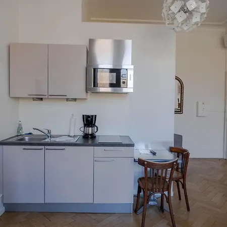 Le Relais De L'orangerie Apartment *